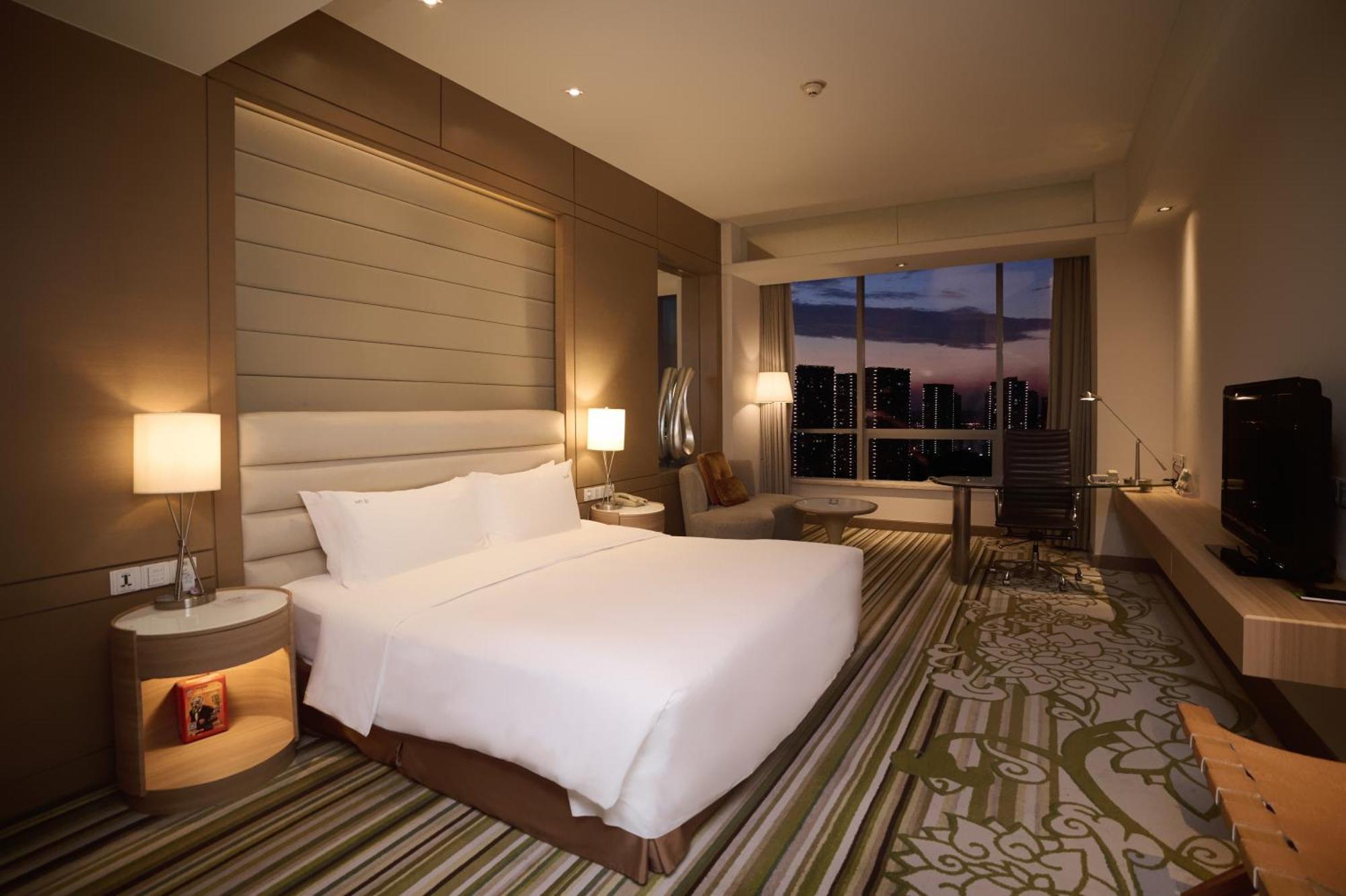 Holiday Inn Tianjin Riverside By Ihg Bagian luar foto